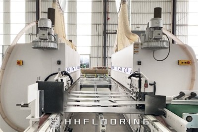 ภายในโรงงานปูพื้น SPC ของเรา – ตั้งแต่วัตถุดิบไปจนถึงไม้กระดานสำเร็จรูป